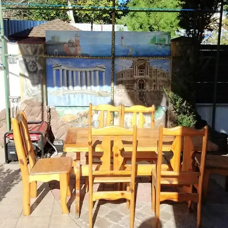 Уют Аркадии Апартаменты В Частном Секторе Guest house Odesa