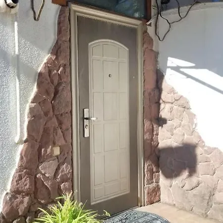 Guest house Уют Аркадии Апартаменты В Частном Секторе *